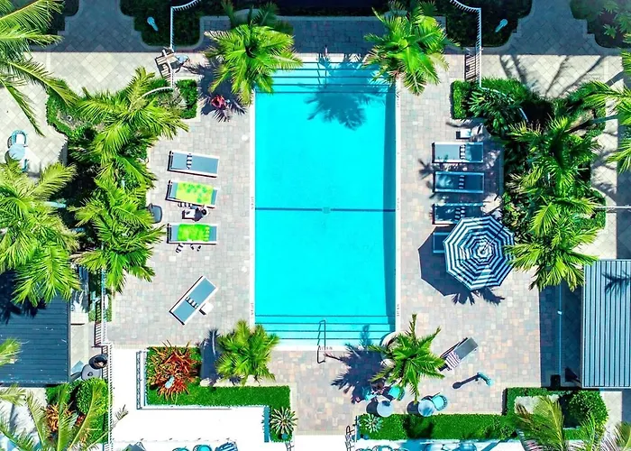Coastal Escape Walk To Beach Pool And Gym