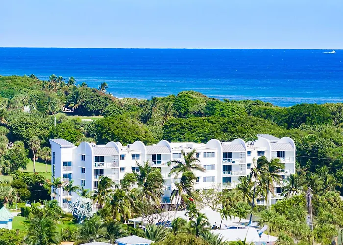 Boca Beachside 2Br 2Ba With Pool And Balcony Steps To Sand