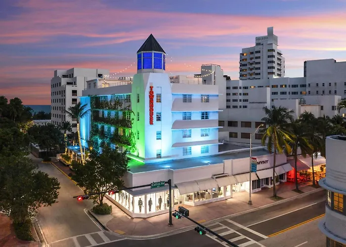 Townhouse Hotel